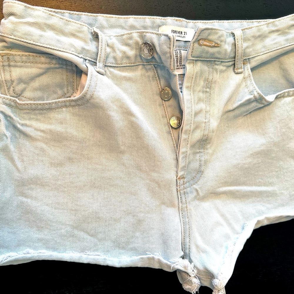 Forever 21 Shorts SZ 26